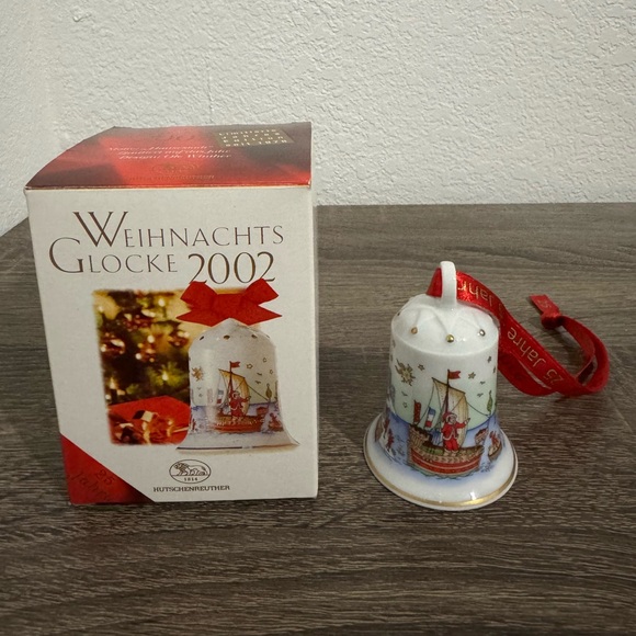 Vintage Hutschenreuther 2002 Annual Christmas BellNook Porcelain.